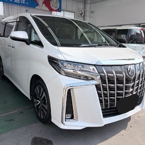 トヨタ・アルファード