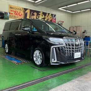 トヨタ・アルファード
