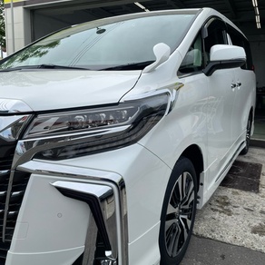 トヨタ・アルファード