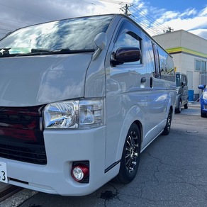 トヨタ・ハイエース (ハイルーフ・スーパーロング)