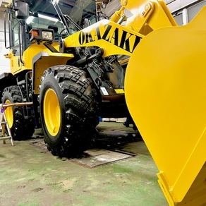 その他・ホイールローダー　KOMATSU　WA100