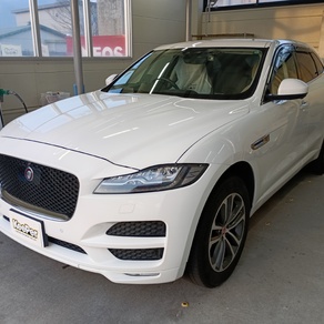 ジャガー・Fペイス