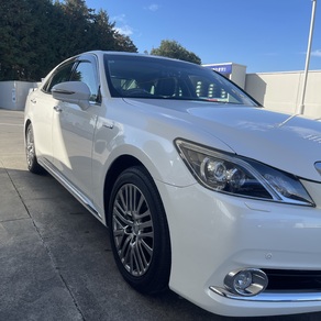 トヨタ・クラウン