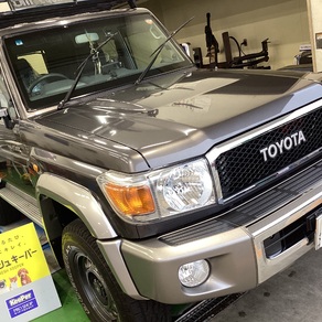 トヨタ・ランドクルーザー70