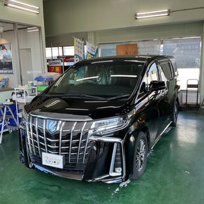 トヨタ・アルファード