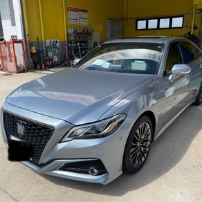 トヨタ・クラウン