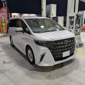 トヨタ・アルファード