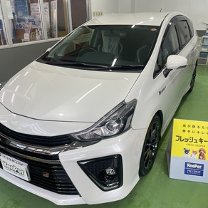 トヨタ・プリウスα