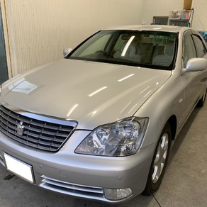 トヨタ・クラウン