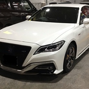 トヨタ・クラウン