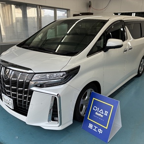 トヨタ・アルファード