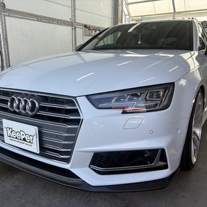 アウディ・S4