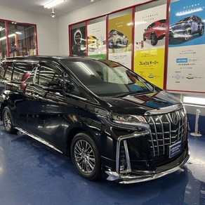 トヨタ・アルファード