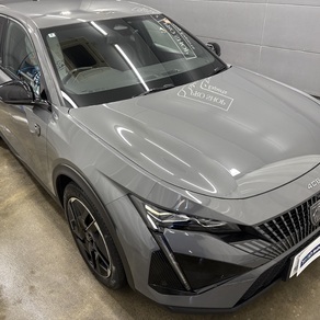 プジョー・408クロスオーバー