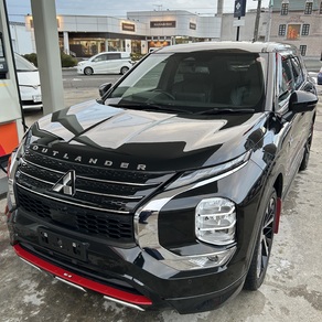 三菱・アウトランダー