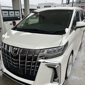 トヨタ・アルファード