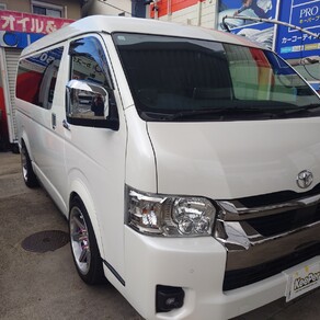 トヨタ・ハイエース(ワイド・ミドルルーフ)