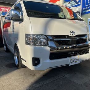 トヨタ・ハイエース(ワイド・ミドルルーフ)