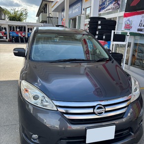 日産・ラフェスタ