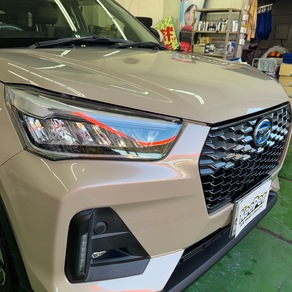 ダイハツ・ロッキー