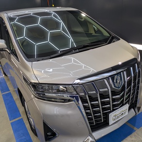 トヨタ・アルファード