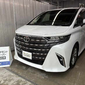 トヨタ・アルファード