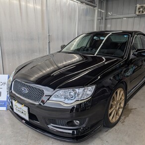スバル・レガシィB4