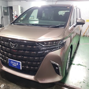 トヨタ・アルファード