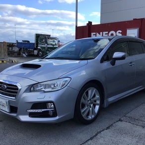 スバル・レヴォーグ