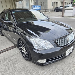 トヨタ・クラウン