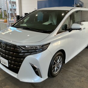 トヨタ・アルファード