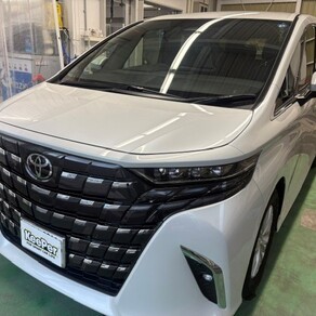 トヨタ・アルファード