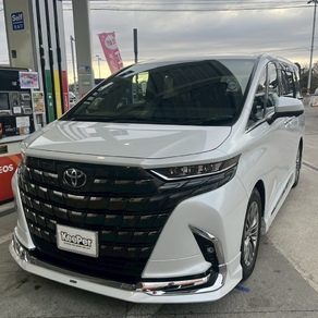 トヨタ・アルファード