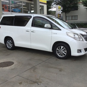 トヨタ・アルファード