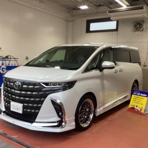 トヨタ・アルファード