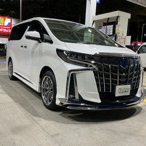 トヨタ・アルファード