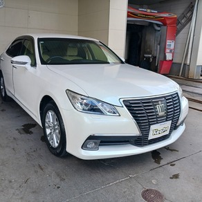 トヨタ・クラウン
