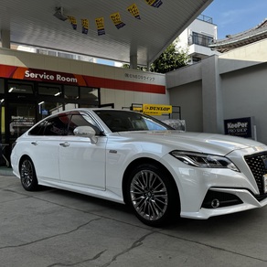 トヨタ・クラウン