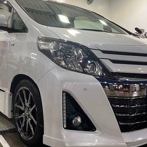 トヨタ・ヴェルファイア