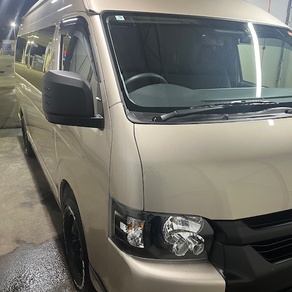 トヨタ・ハイエース (ハイルーフ・スーパーロング)