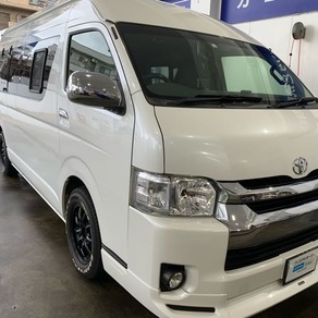 トヨタ・ハイエース(ワイド・ミドルルーフ)