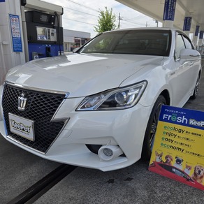 トヨタ・クラウン