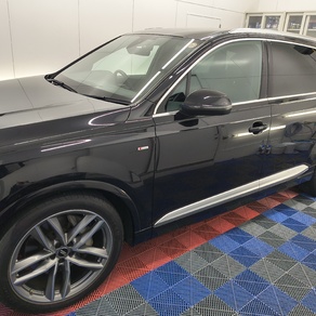 アウディ・Q4 e-tron