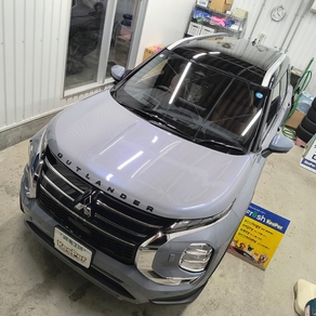 三菱・アウトランダー