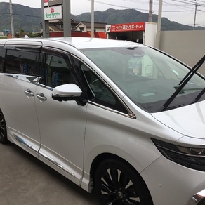 トヨタ・アルファード