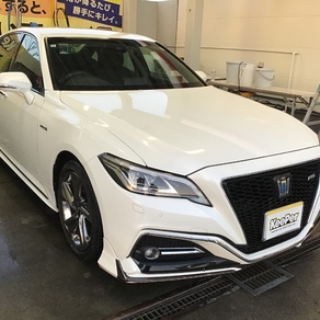 トヨタ・クラウン