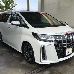 トヨタ・アルファード