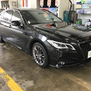 トヨタ・クラウン