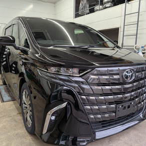 トヨタ・アルファード