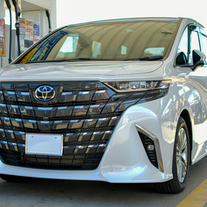 トヨタ・アルファード